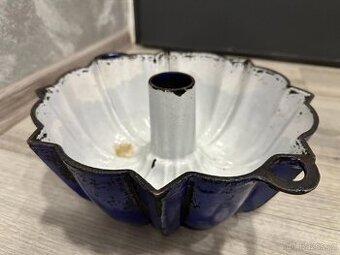 LITINOVÁ smaltovaná pečicí forma bábovka