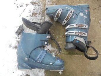 přezkáče Nordica vel. 29 skelet 335