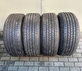 Nové pneu / SUV Good Year / Ford / Amarok 255/55 r20