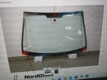 Čelní sklo na Citroen C1, Toyota Aygo, Peugeot 107