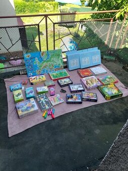 Hry: domino, brusle, magnetické stavebnice, merkur, Smolíček