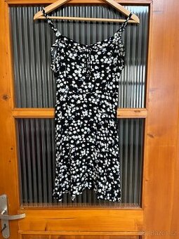 Dámské šaty zn. House ve vel. S