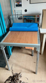 Válcovací stůl na keramiku