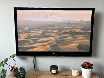 LG 50PK750 - 50" plazmová TV, plně funkční, set-top box z