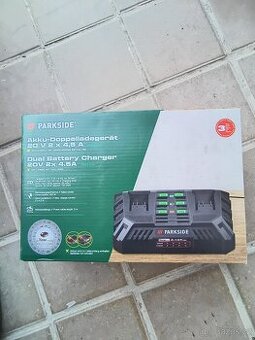 Parkside dvojitá nabíječka