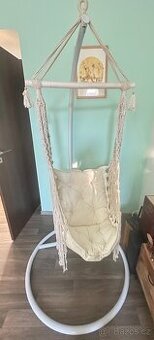 Stojan na závěsné houpací křeslo