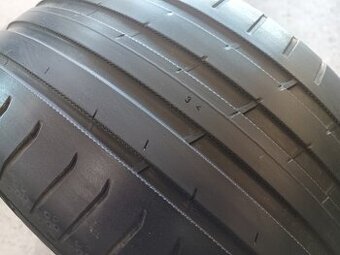 245/45 R17 NOKIAN (0222)