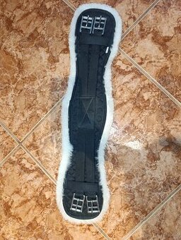 Drezurní podbřišník s pravým beránkem 60 cm