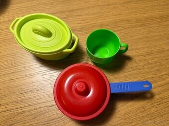 Plastové nádobíčko pro děti