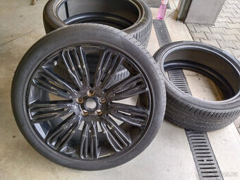 Pneumatiky Pirelli letní 275/40 R22 Hom. LR