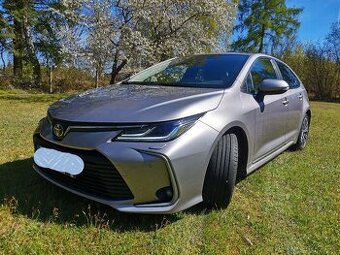 Toyota Corolla Sedan 1.6 – Elegance, kterou si zamilujete