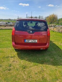 Peugeot 5008.1.6hdi.6 rychlosti