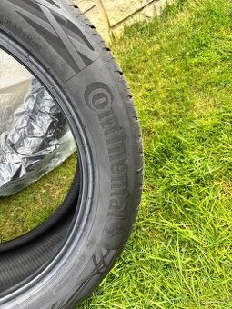 Letní pneu Continental 235/50 R19 99V