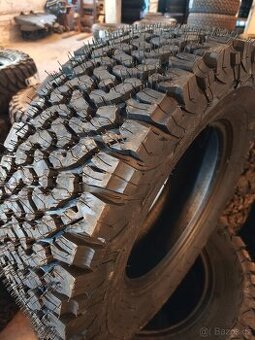 Offroad pneu 265/65 R17