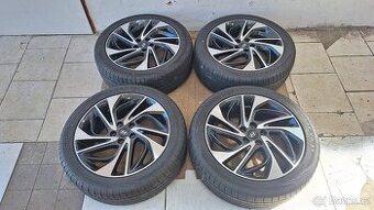 Alu kola Hyundai 19" 5x114,3 pneu 245/45 R19 Tucson ix35