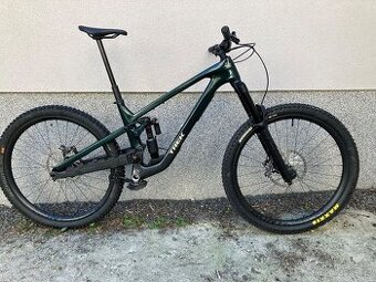 Trek Slash 9.8 GX AxS T-Type tuning stavba