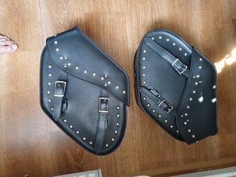 Moto brašny – kožené i koženkové, sada na chopper / cruiser