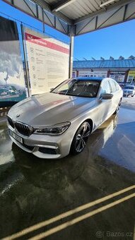 BMW 750 LD Carbon Core