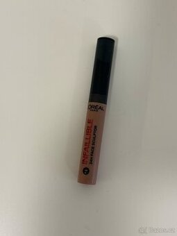 Konturovací tyčinka L’Oréal Paris Infaillible Face Sculptor
