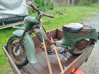JAWA 50 pionýr jednosedadlový typ 555 bez TP