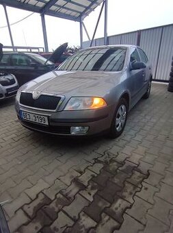 Škoda Octavia 2 1.6 MPI benzin