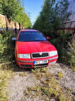 Škoda Octavia I na náhradní díly