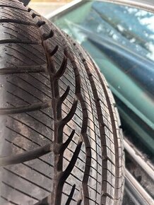 Pneu 225-50 r17 Dunlop - 1