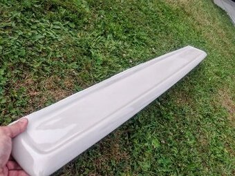 Keramická polička 120 cm