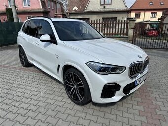 na prodej BMW X5 3.0 195kW 2018 66975km xDrive 30d M-SPORT L