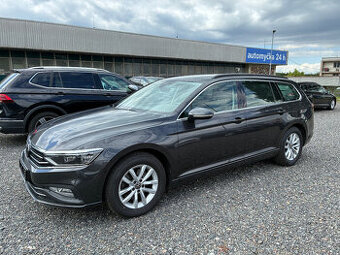 VOLKSWAGEN PASSAT TDI KAMERA, IQ LIGHT, TAŽNÉ