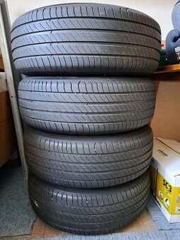 Sada letních pneumatik Michelin 235 / 60 R17