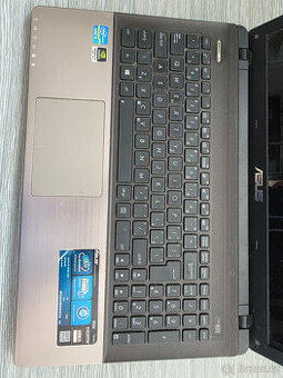 Notebook Asus K55VJ - nefunkční