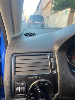 Podsvícené výdechy topení VW Bora