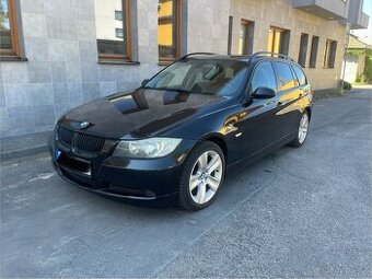 BMW 318i Rok 2008 pěkný stav bez koroze
