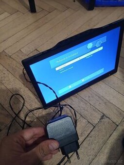 Přenosný LCD televizor Sencor SPV 7012T