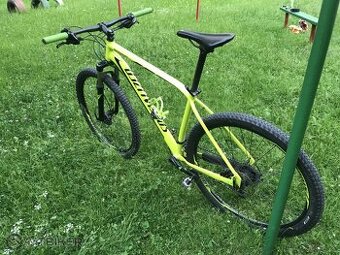 Prodám horské kolo specialized