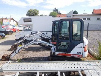 Minibagr BOBCAT 320d