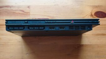 PS2 Slim SCPH-75004 velmi dobrý stav