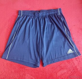 Kraťasy Adidas psáno XL ( ale jsou spíše M/L)Černé a modré,
