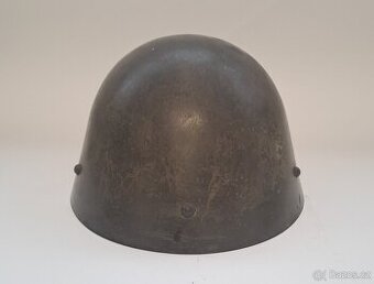 Československá helma vz32