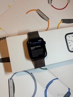 Apple Watch SE (2. gen.), 44 mm cellular - 100% baterie