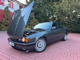BMW E34 M5 3.6 R6 232kW 315hp,Manuál,Šíbr,Klima.
