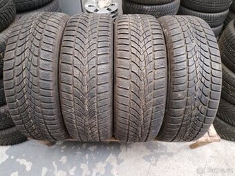 215/55/18 zimni pneu DUNLOP 215/55 R18
