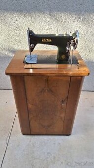 Šicí stroj Zetina Z45 – šlapací, kompletní, vintage nábytek