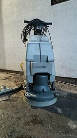 Podlahový mycí stroj NUMATIC TT 345TT