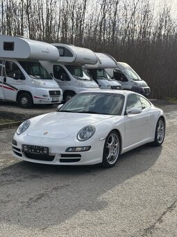 Porsche 911 Carrera