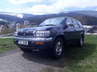 Nissan Pathfinder R50 V6 3,3 benzín 4x4