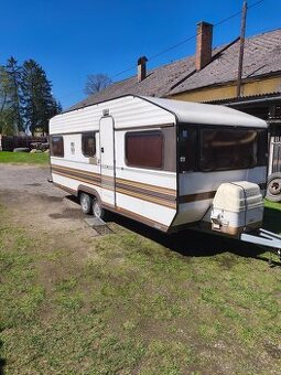 Karavan Knaus Azur