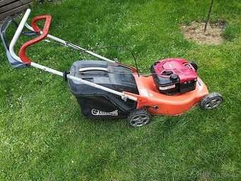 sekačka oleo mac s pojezdem Briggs&Stratton