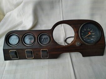 Přístrojová deska Lada 1500/VAZ 2103